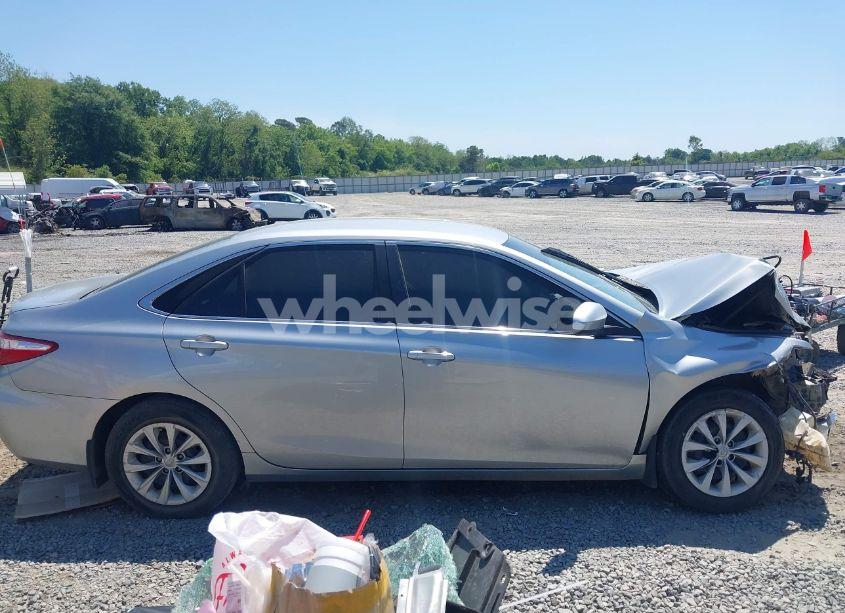 Photo 13 of 2017 Toyota Camry LE (VIN 4T1BF1FK4HU724313)