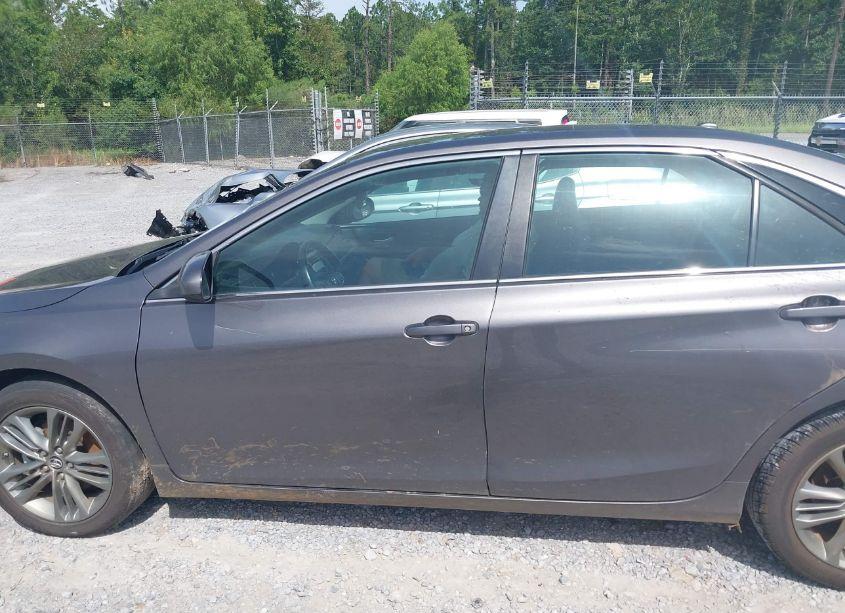 Photo 14 of 2017 Toyota Camry SE (VIN 4T1BF1FK4HU726000)