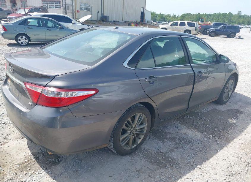 Photo 4 of 2017 Toyota Camry SE (VIN 4T1BF1FK4HU726000)