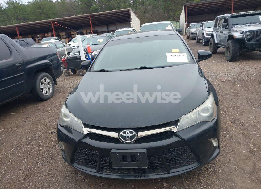 Photo 12 of 2017 Toyota Camry SE (VIN 4T1BF1FK4HU750684)