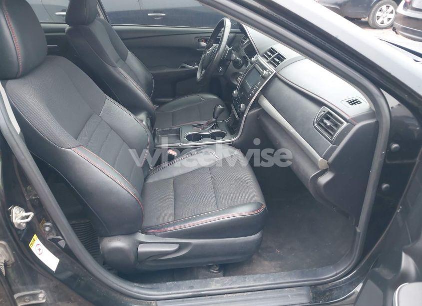 Photo 5 of 2017 Toyota Camry SE (VIN 4T1BF1FK4HU750684)