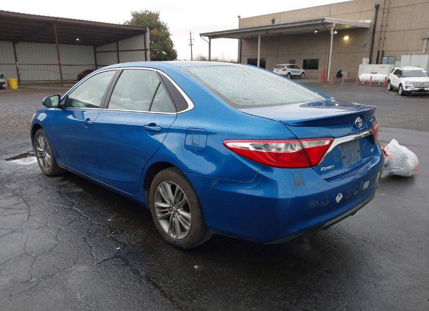 Photo 3 of 2017 Toyota Camry SE (VIN 4T1BF1FK4HU750880)