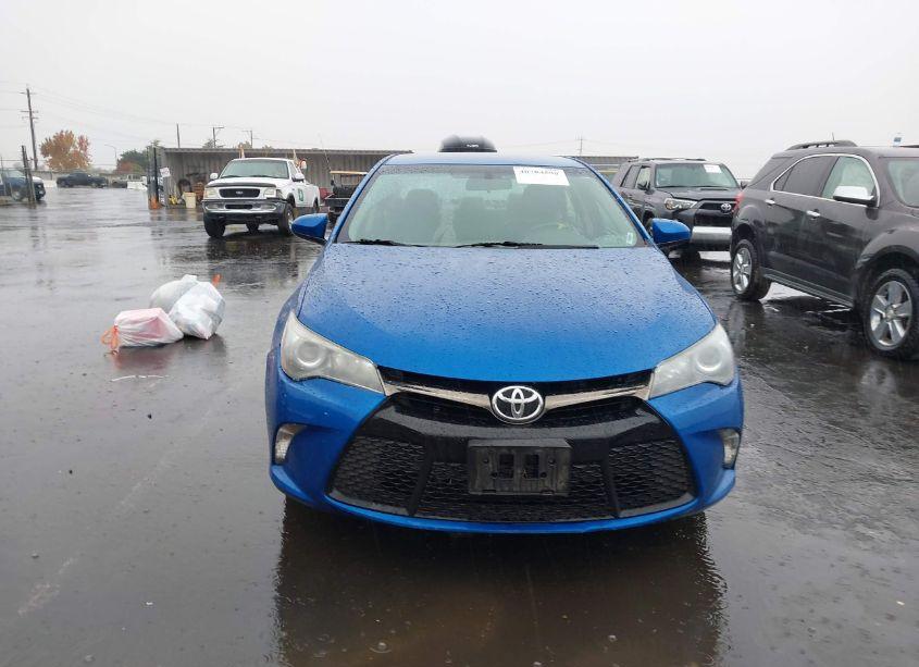 Photo 6 of 2017 Toyota Camry SE (VIN 4T1BF1FK4HU750880)