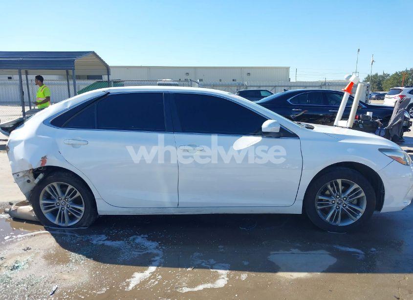 Photo 14 of 2017 Toyota Camry SE (VIN 4T1BF1FK4HU767324)