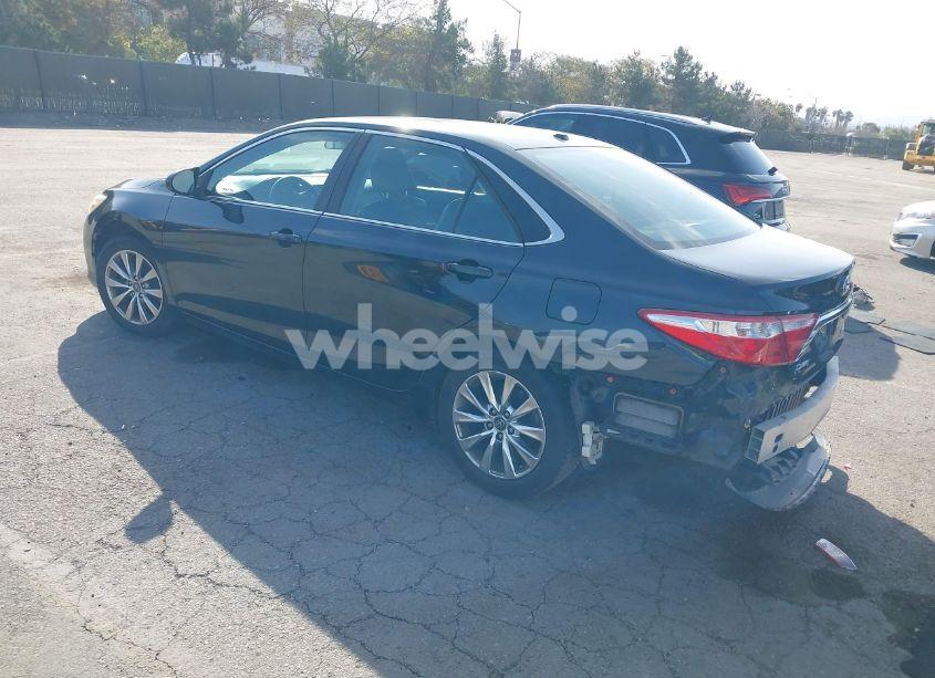 Photo 3 of 2017 Toyota Camry XLE (VIN 4T1BF1FK4HU786052)