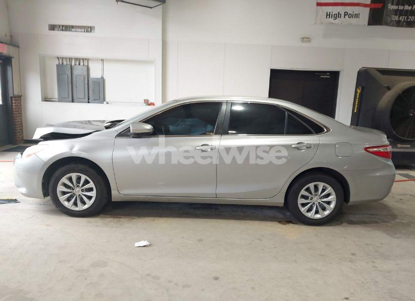 Photo 14 of 2017 Toyota Camry LE (VIN 4T1BF1FK4HU787394)