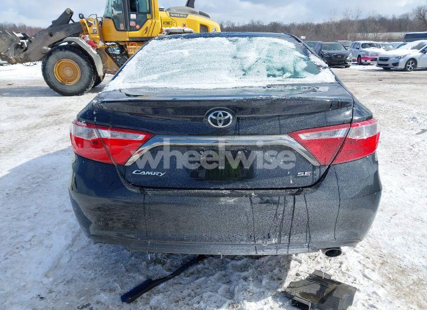 Photo 16 of 2017 Toyota Camry SE (VIN 4T1BF1FK4HU794832)