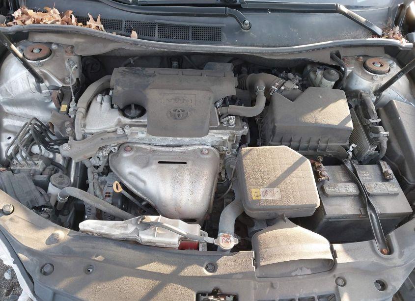 Photo 10 of 2017 Toyota Camry SE (VIN 4T1BF1FK4HU800497)