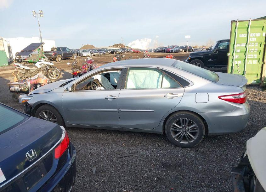 Photo 15 of 2017 Toyota Camry SE (VIN 4T1BF1FK4HU800497)