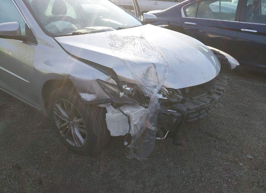 Photo 6 of 2017 Toyota Camry SE (VIN 4T1BF1FK4HU800497)