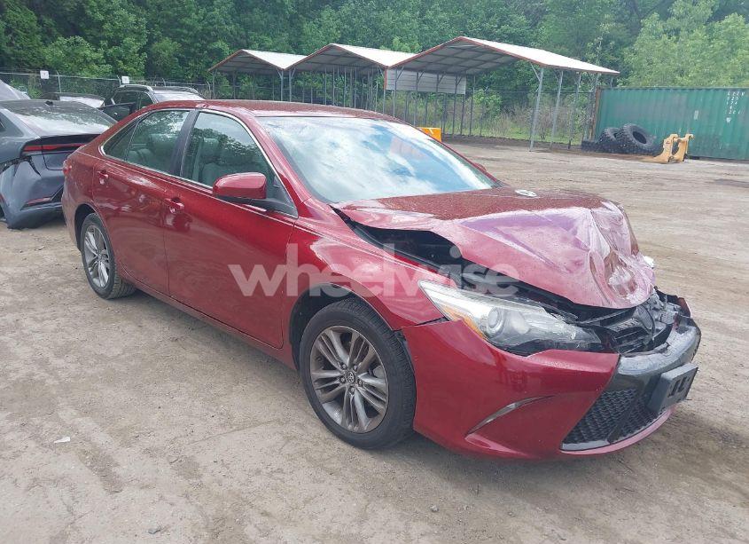 2017 Toyota Camry SE (VIN 4T1BF1FK4HU811290) main photo