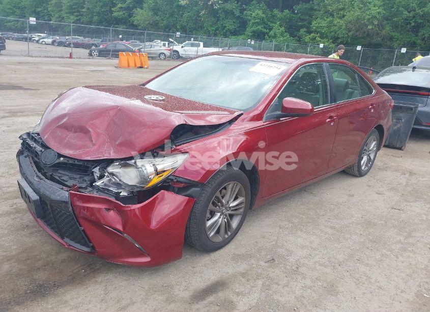 Photo 2 of 2017 Toyota Camry SE (VIN 4T1BF1FK4HU811290)