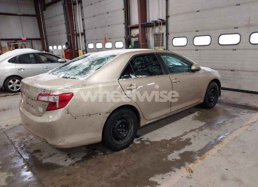 Photo 4 of 2012 Toyota Camry LE (VIN 4T1BF1FK5CU004673)