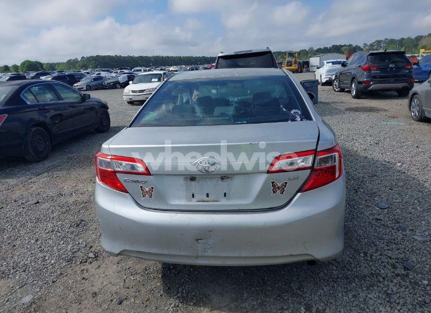 Photo 16 of 2012 Toyota Camry LE (VIN 4T1BF1FK5CU018105)