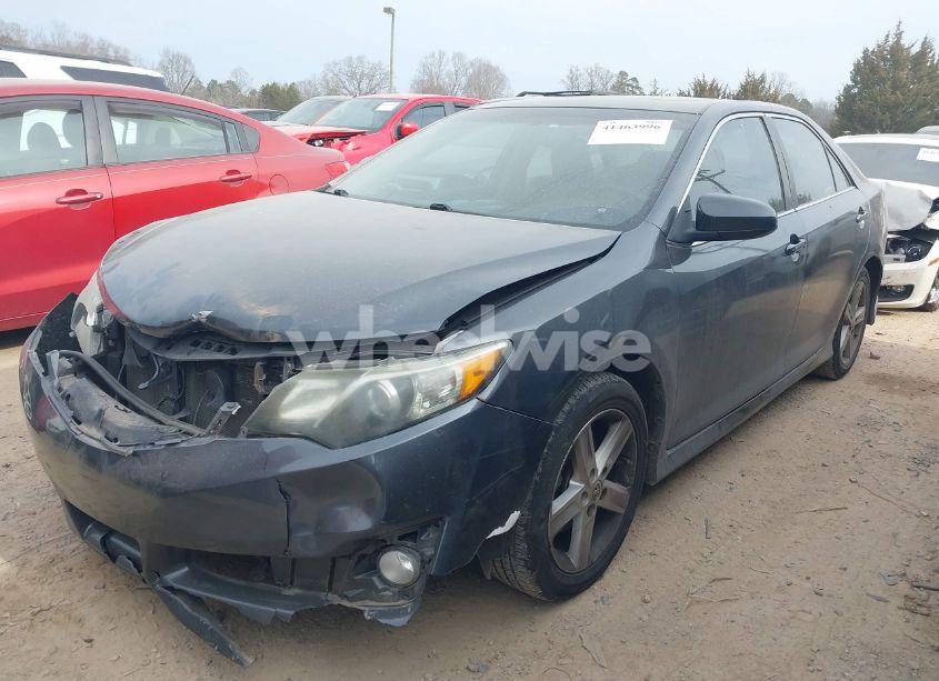 Photo 2 of 2012 Toyota Camry SE (VIN 4T1BF1FK5CU019268)