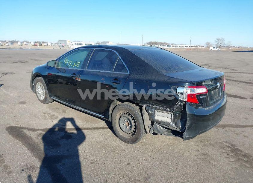Photo 3 of 2012 Toyota Camry LE (VIN 4T1BF1FK5CU021201)