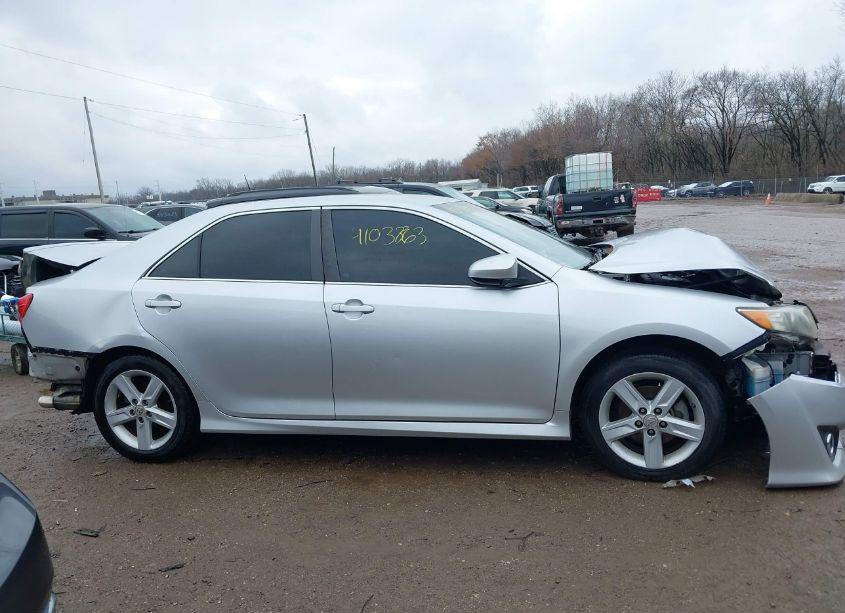 Photo 13 of 2012 Toyota Camry SE (VIN 4T1BF1FK5CU026124)