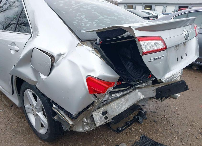 Photo 6 of 2012 Toyota Camry SE (VIN 4T1BF1FK5CU026124)