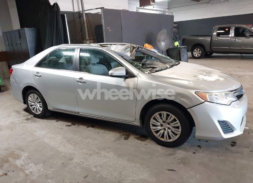 Photo 13 of 2012 Toyota Camry LE (VIN 4T1BF1FK5CU043862)