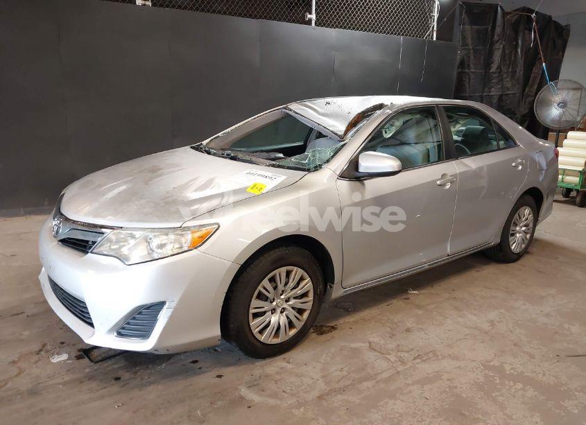 Photo 2 of 2012 Toyota Camry LE (VIN 4T1BF1FK5CU043862)