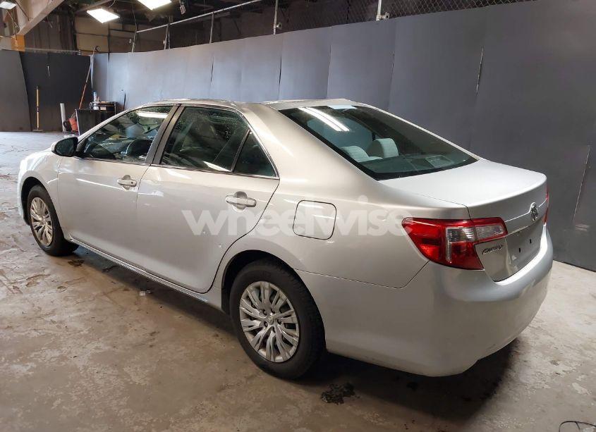 Photo 3 of 2012 Toyota Camry LE (VIN 4T1BF1FK5CU043862)