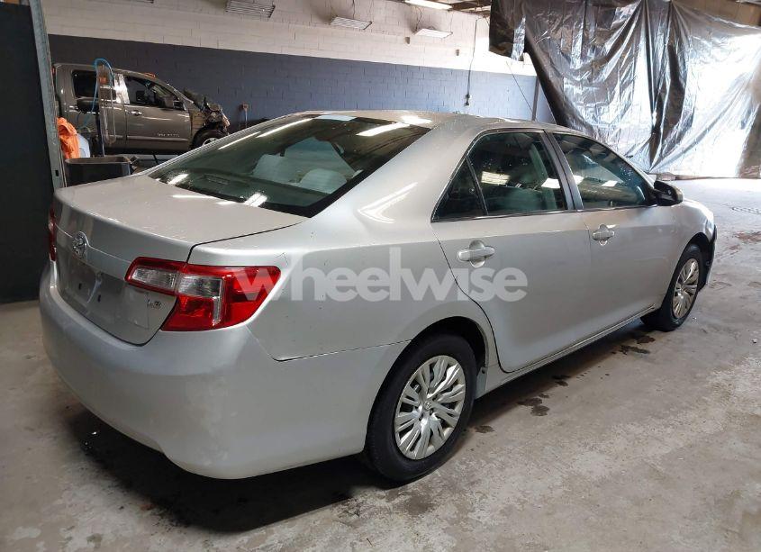 Photo 4 of 2012 Toyota Camry LE (VIN 4T1BF1FK5CU043862)