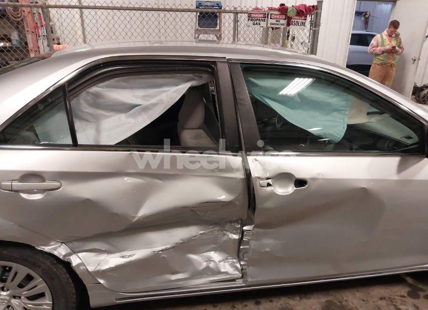 Photo 13 of 2012 Toyota Camry LE (VIN 4T1BF1FK5CU050181)