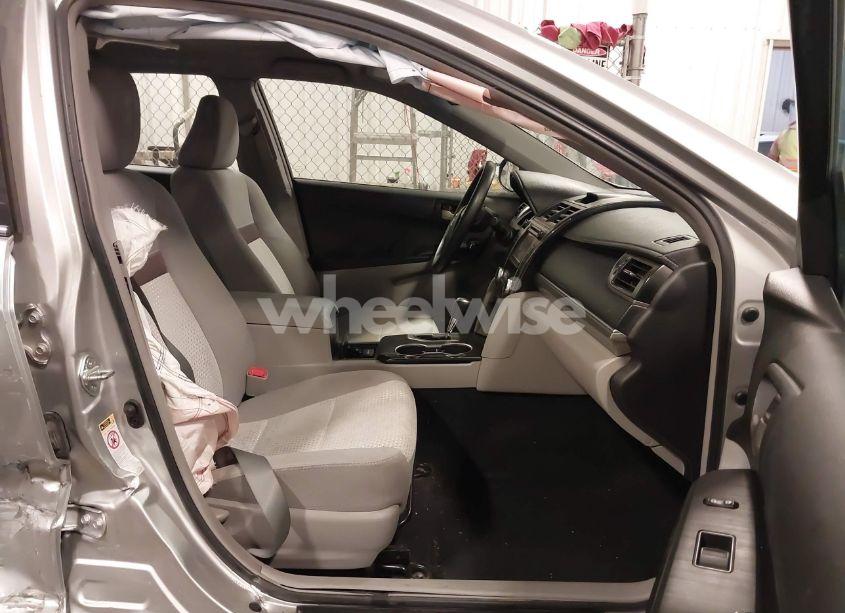 Photo 5 of 2012 Toyota Camry LE (VIN 4T1BF1FK5CU050181)