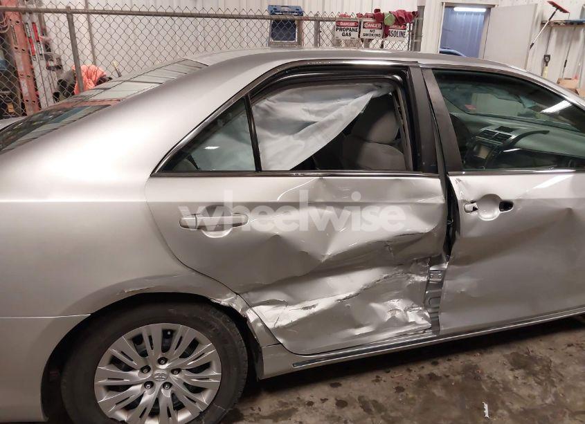 Photo 6 of 2012 Toyota Camry LE (VIN 4T1BF1FK5CU050181)