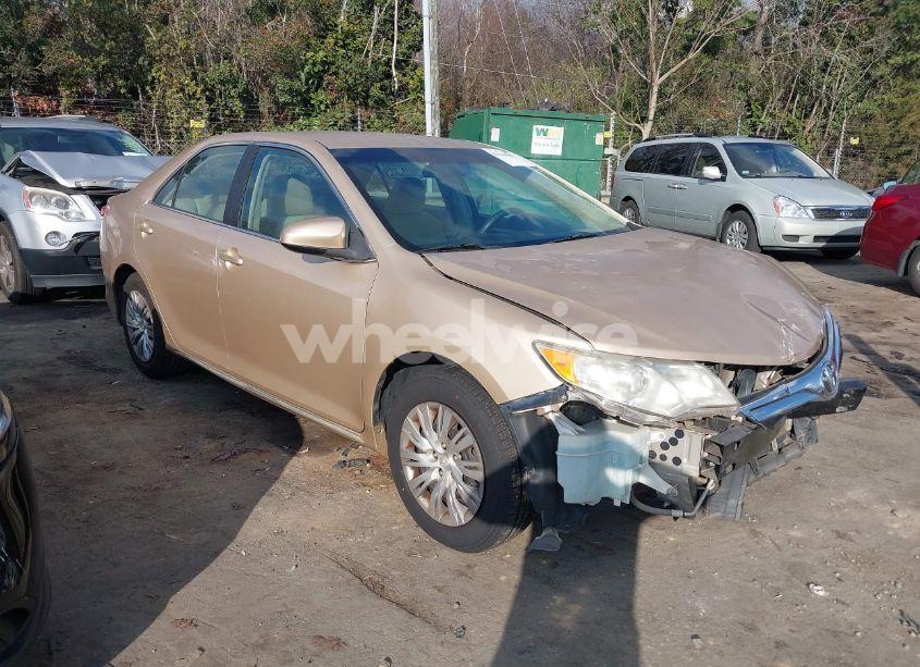 2012 Toyota Camry LE (VIN 4T1BF1FK5CU081866) main photo