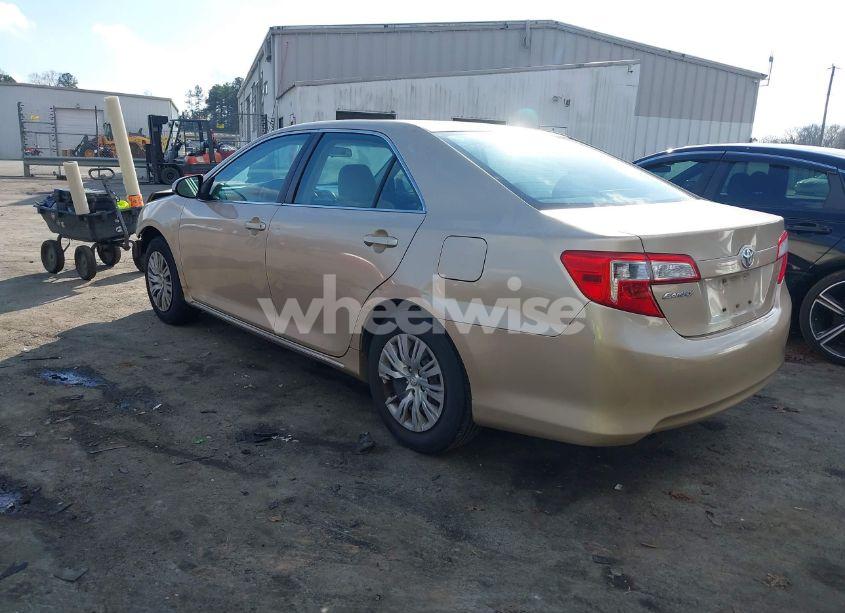 Photo 3 of 2012 Toyota Camry LE (VIN 4T1BF1FK5CU081866)