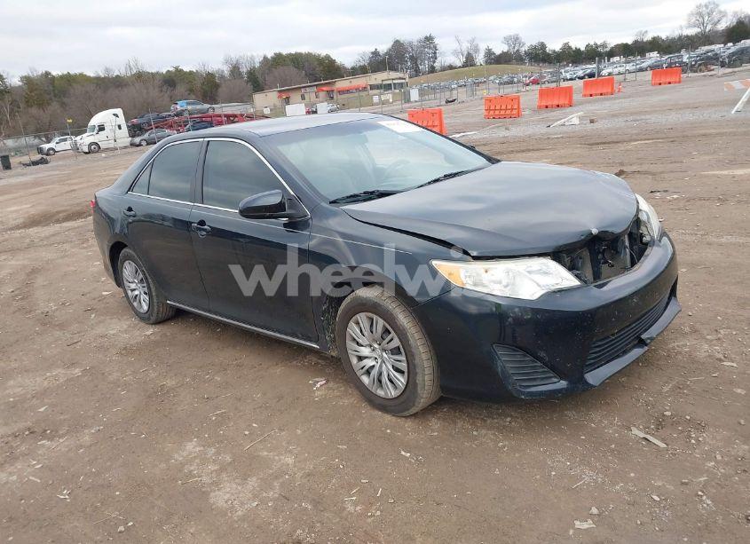 2012 Toyota Camry LE (VIN 4T1BF1FK5CU091734) main photo