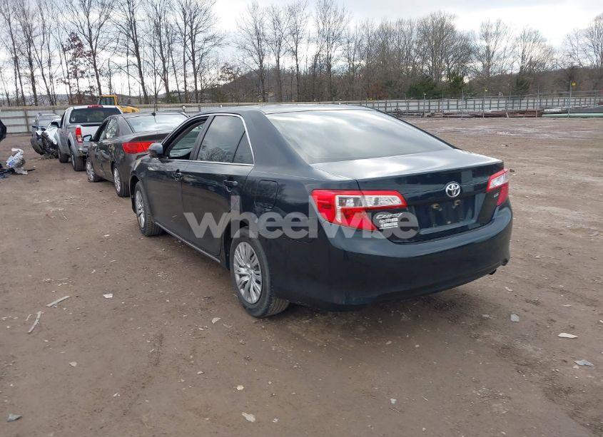 Photo 3 of 2012 Toyota Camry LE (VIN 4T1BF1FK5CU091734)