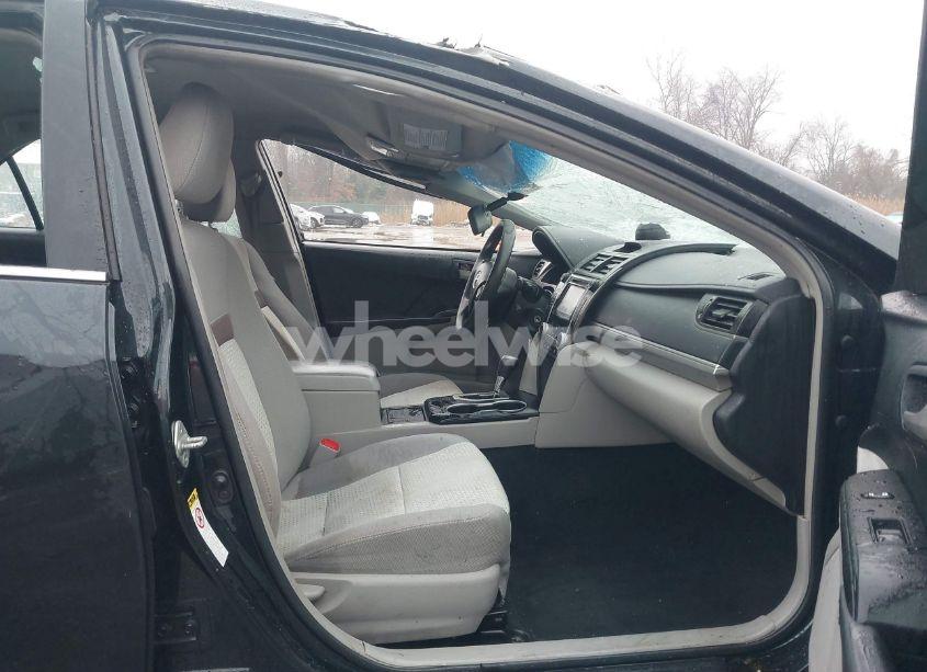 Photo 5 of 2012 Toyota Camry LE (VIN 4T1BF1FK5CU101419)