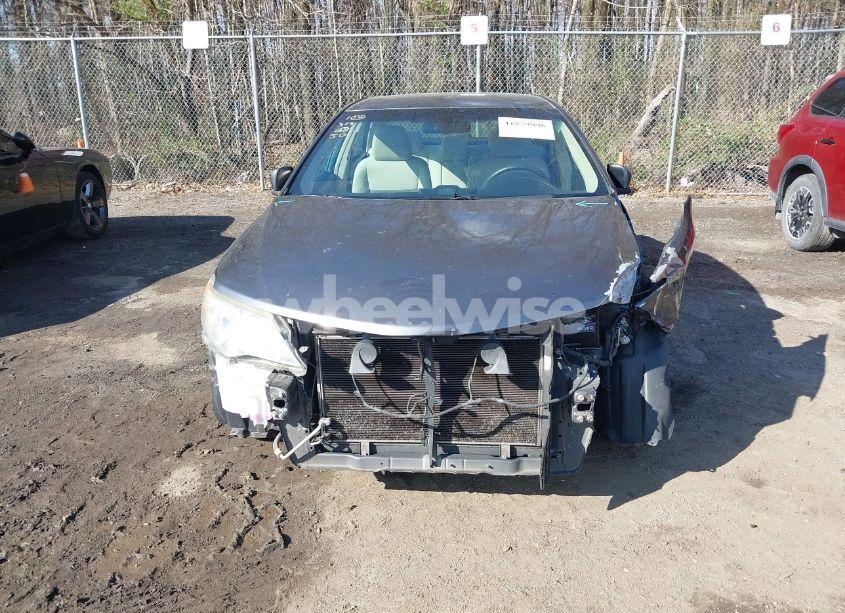 Photo 12 of 2012 Toyota Camry LE (VIN 4T1BF1FK5CU101565)