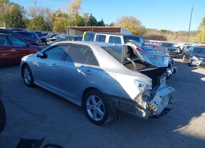 Photo 3 of 2012 Toyota Camry SE (VIN 4T1BF1FK5CU102909)