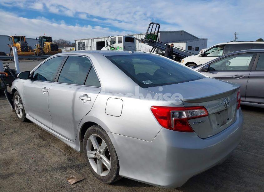 Photo 3 of 2012 Toyota Camry SE (VIN 4T1BF1FK5CU109021)