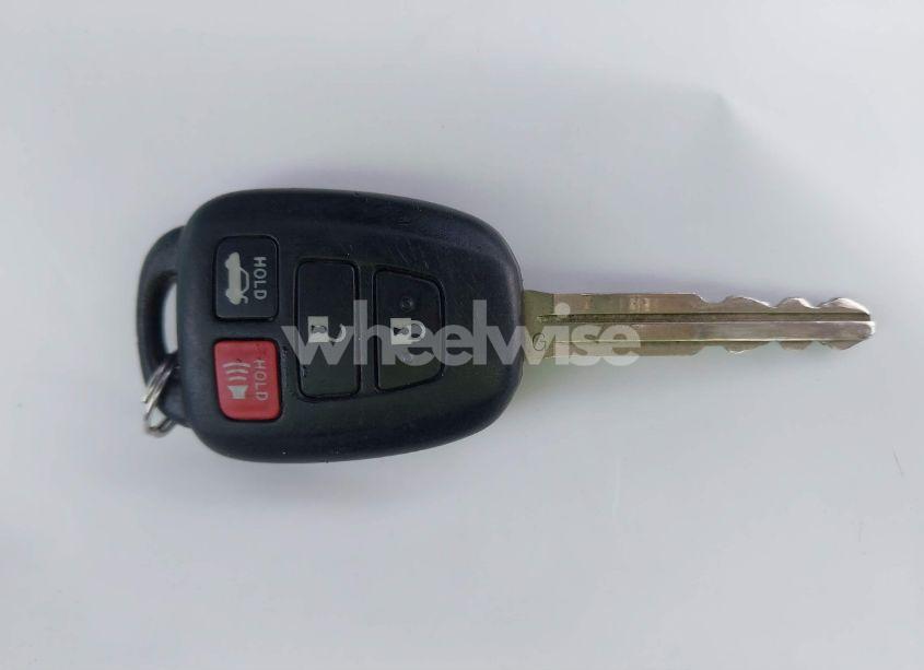 Photo 11 of 2012 Toyota Camry SE (VIN 4T1BF1FK5CU115546)