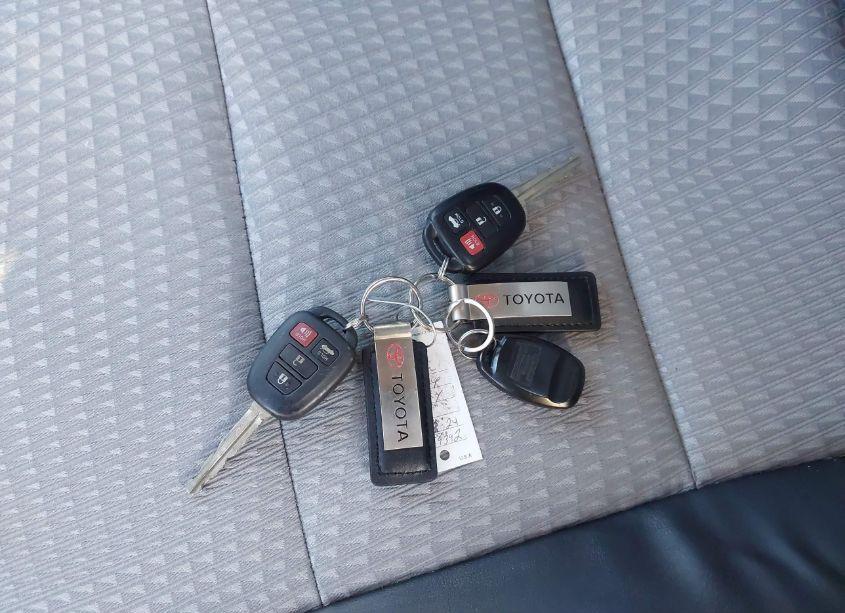 Photo 11 of 2012 Toyota Camry SE (VIN 4T1BF1FK5CU136249)