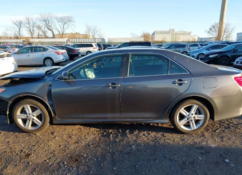 Photo 15 of 2012 Toyota Camry SE (VIN 4T1BF1FK5CU136249)