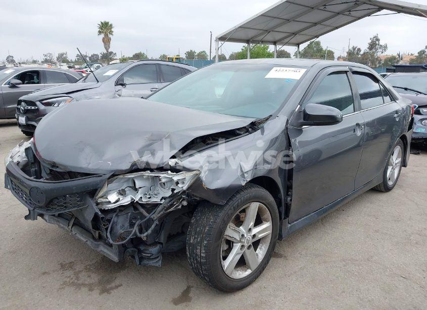 Photo 2 of 2012 Toyota Camry SE (VIN 4T1BF1FK5CU139099)