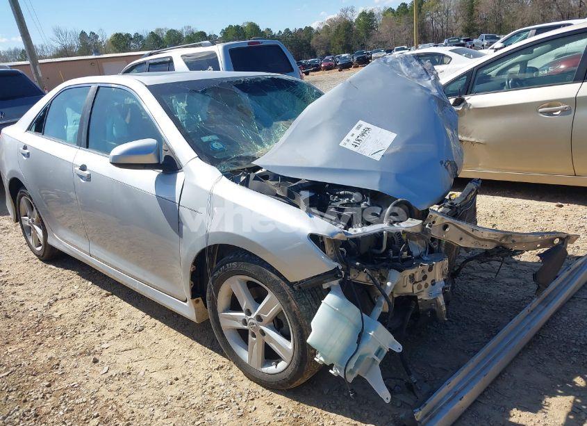 2012 Toyota Camry SE (VIN 4T1BF1FK5CU152127) main photo