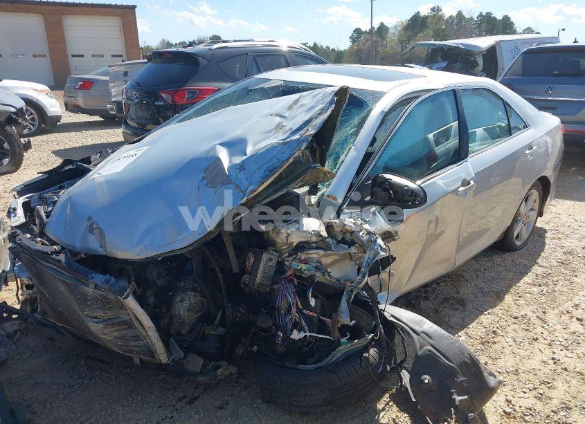 Photo 2 of 2012 Toyota Camry SE (VIN 4T1BF1FK5CU152127)