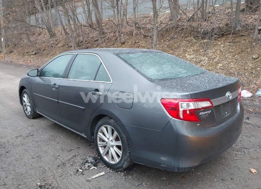 Photo 3 of 2012 Toyota Camry XLE (VIN 4T1BF1FK5CU166884)