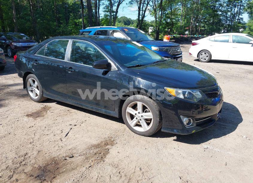 2012 Toyota Camry SE (VIN 4T1BF1FK5CU180526) main photo