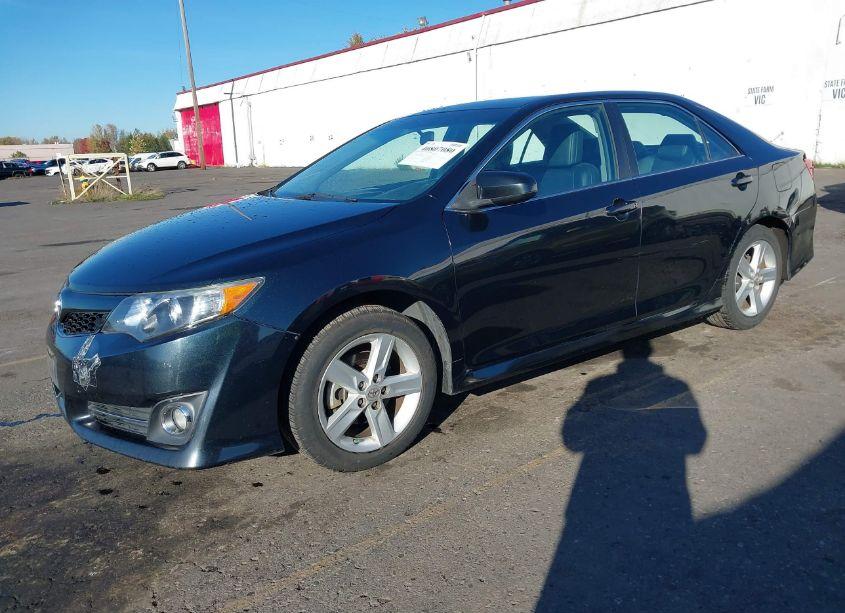 Photo 2 of 2012 Toyota Camry SE (VIN 4T1BF1FK5CU184205)