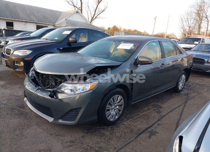 Photo 2 of 2012 Toyota Camry LE (VIN 4T1BF1FK5CU504610)