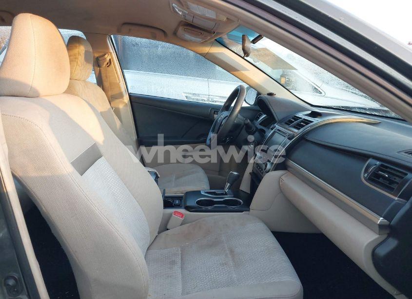 Photo 5 of 2012 Toyota Camry LE (VIN 4T1BF1FK5CU504610)