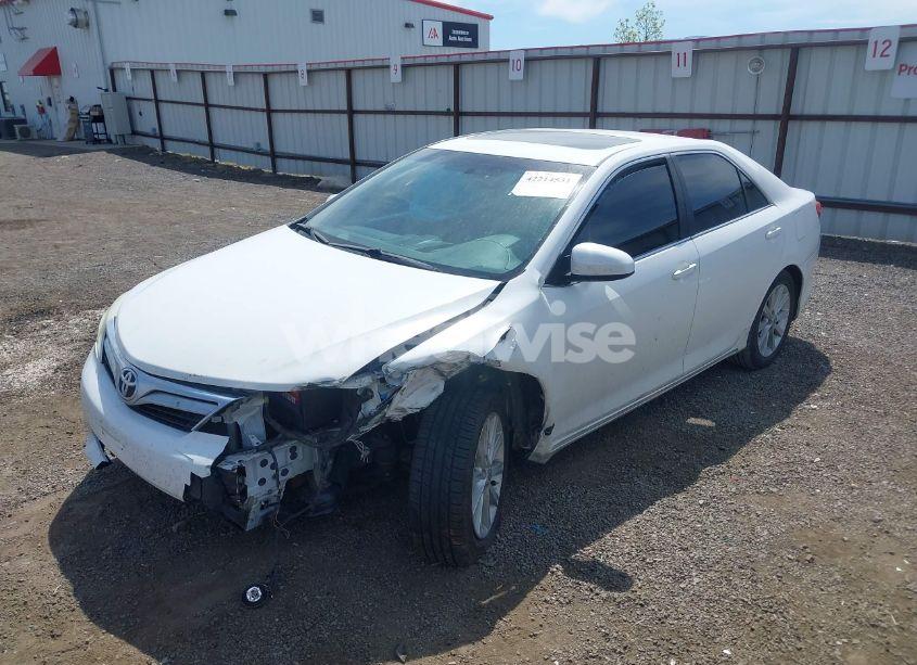 Photo 2 of 2012 Toyota Camry XLE (VIN 4T1BF1FK5CU523805)