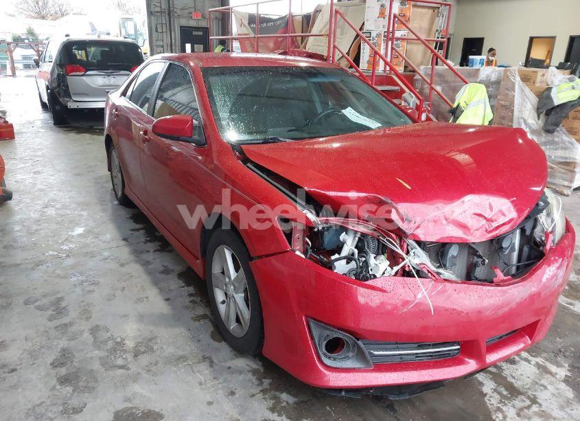 2012 Toyota Camry SE (VIN 4T1BF1FK5CU575337) main photo